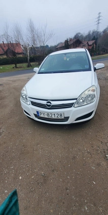 Opel Astra cena 13200 przebieg: 221000, rok produkcji 2009 z Poznań małe 67